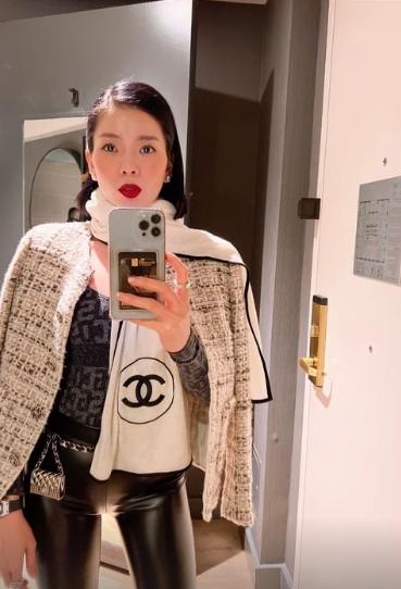 Lệ Quyên quăng guốc, quậy hết mình ở New York với Lâm Bảo Châu-5