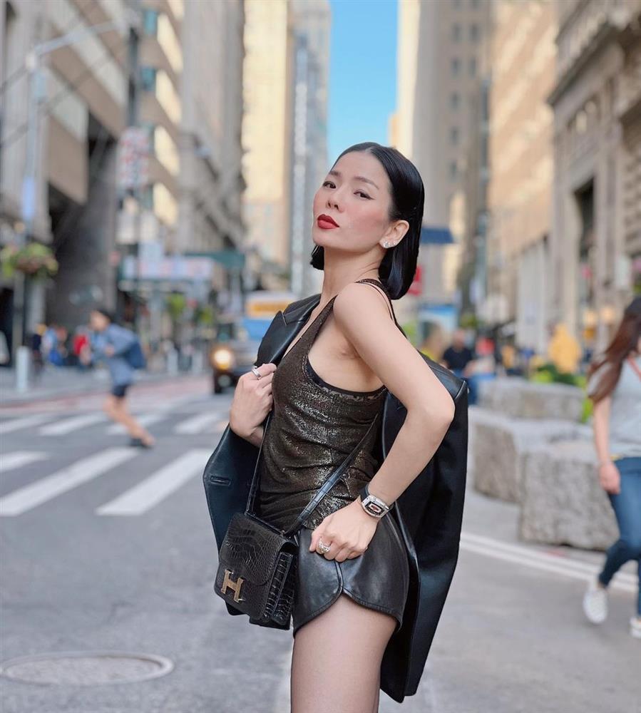 Lệ Quyên quăng guốc, quậy hết mình ở New York với Lâm Bảo Châu-3