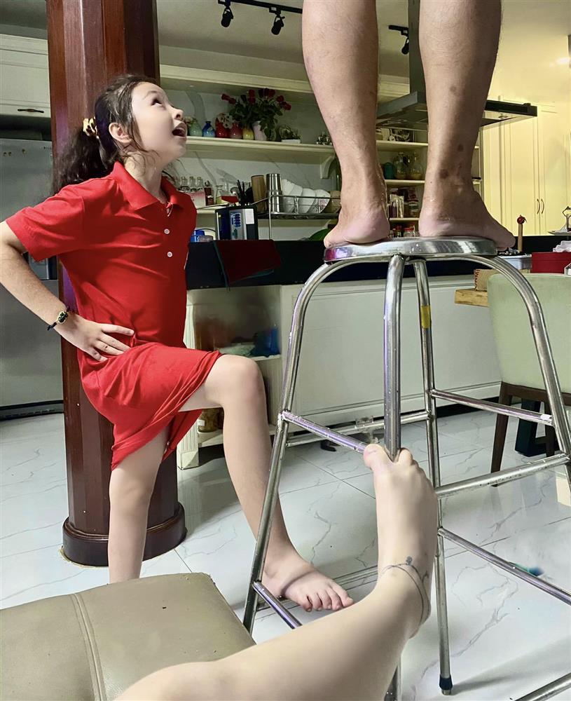 Ngỡ ngàng diện mạo trổ mã xuất sắc của 2 nhóc tỳ nhà Elly Trần-8