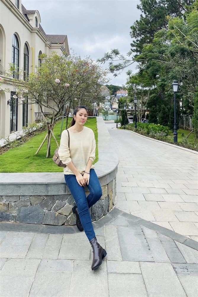 Tin showbiz Việt ngày 29/9: Phản ứng Lê Bê La khi bị soi chồng-11