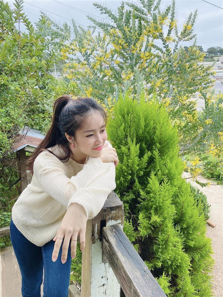 Tin showbiz Việt ngày 29/9: Phản ứng Lê Bê La khi bị soi chồng-12