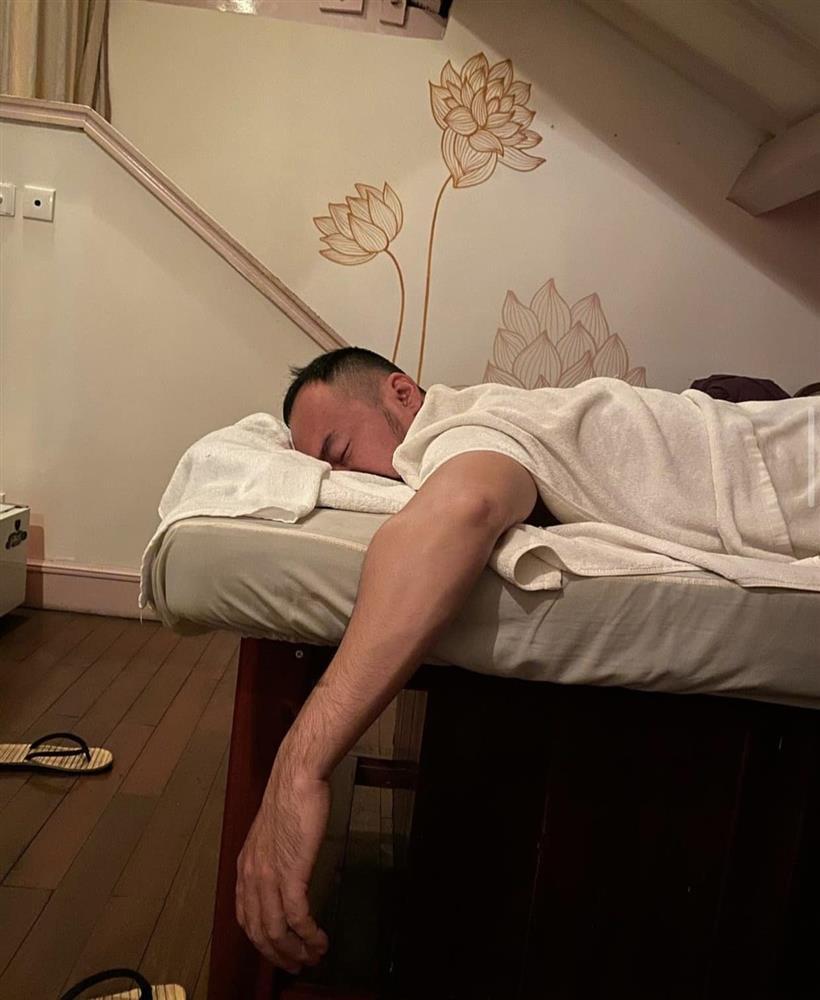 Tin showbiz Việt ngày 29/9: Phản ứng Lê Bê La khi bị soi chồng-9