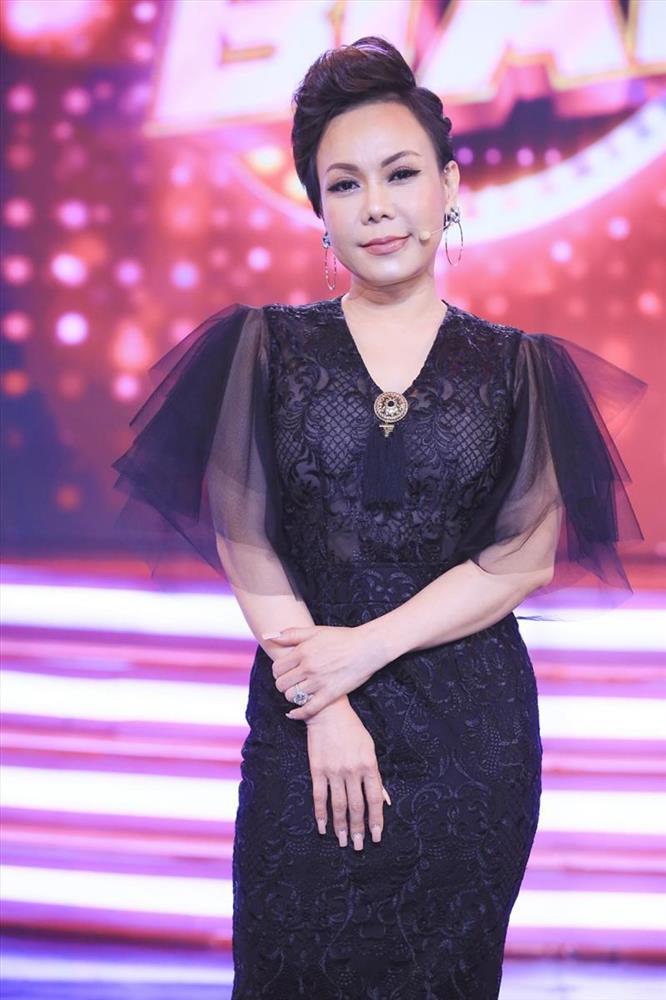 Bị công kích vì chê hoa hậu hô tên, Việt Hương đáp trả gắt-4