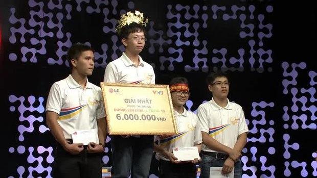 Cậu bé 5 tuổi gây bão Ở Nhà Chủ Nhật 12 năm trước giờ ra sao?-5