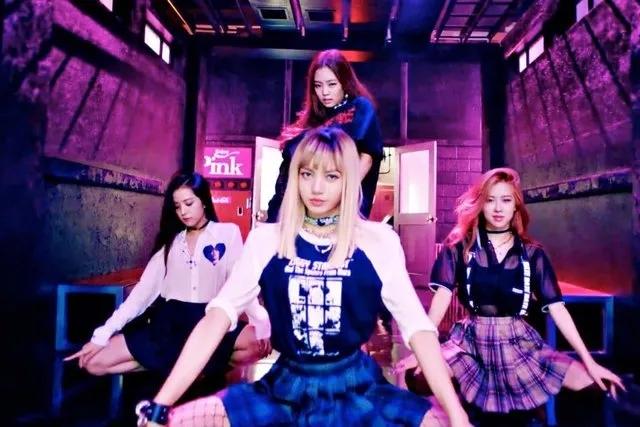 BLACKPINK và những lần bị cấm sóng-2