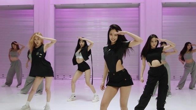 BLACKPINK và những lần bị cấm sóng-5