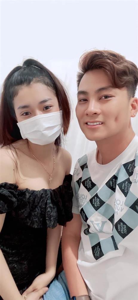 Chồng cũ thẩm mỹ tạo lúm đồng tiền sau chia tay Lâm Khánh Chi-1