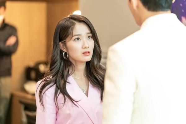 Đến nhà chồng sắp cưới đột xuất, vô tình thấy bí mật anh cố giấu-1