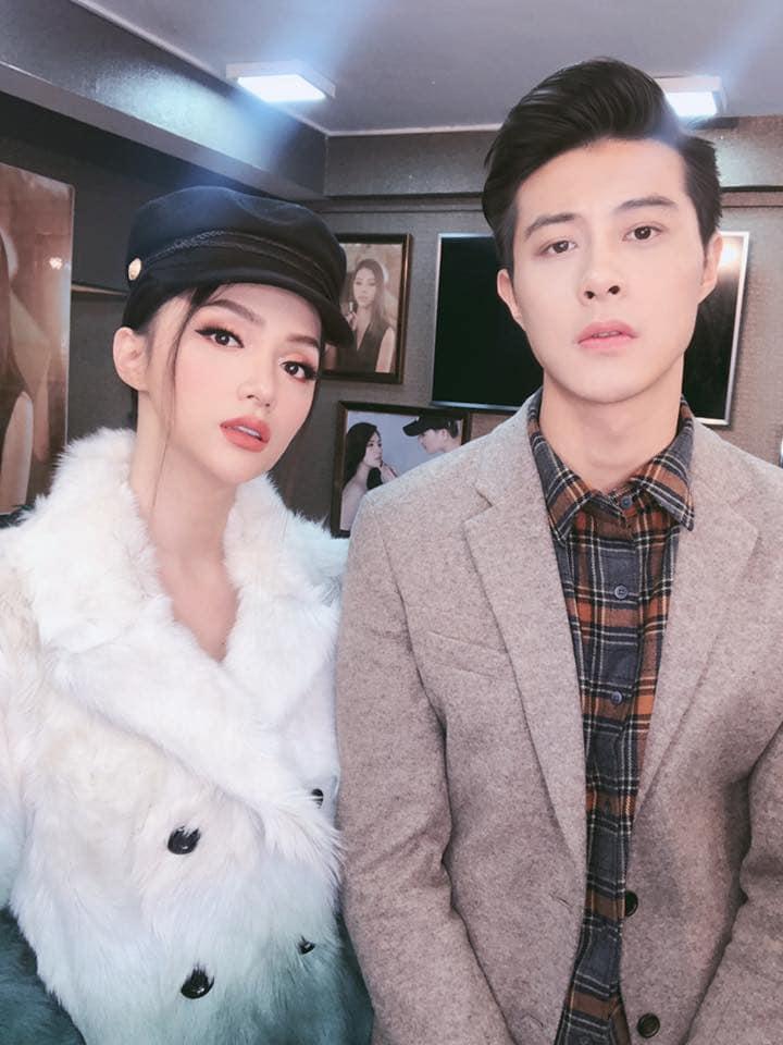 Hương Giang bên dàn sao Thái Lan, mối quan hệ không phải vừa-8