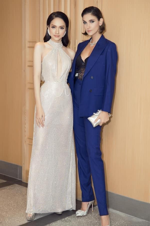 Hương Giang bên dàn sao Thái Lan, mối quan hệ không phải vừa-16