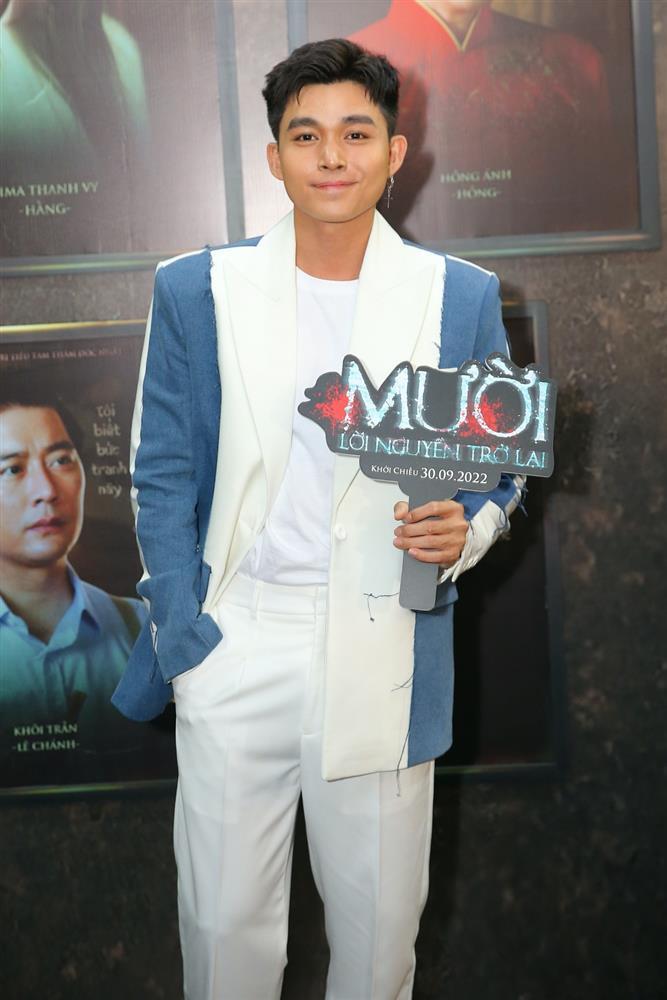 Chi Pu đỏ rực giữa dàn sao Việt trên thảm đỏ phim kinh dị-16