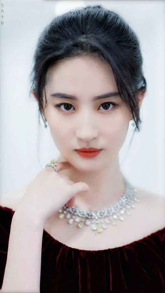 Fan Lý Hiện bị tố cố ý chỉnh sửa video khiến Lưu Diệc Phi béo lên-5