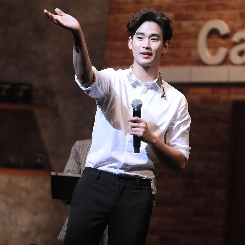 Fan Thái mua vàng hơn 3 tỷ để được gặp và chụp hình cùng Kim Soohyun-1