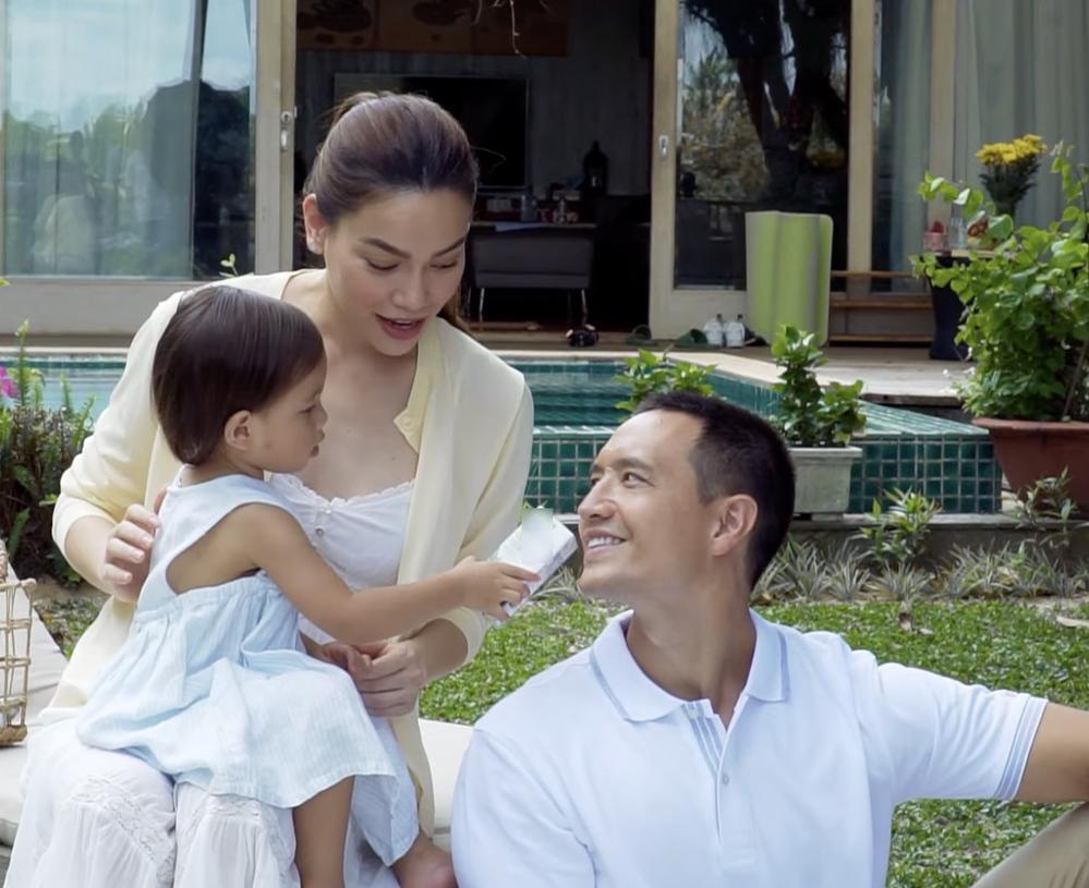 Hà Hồ suýt gặp nạn vì con trai Leon quấy phá buổi chụp hình-1