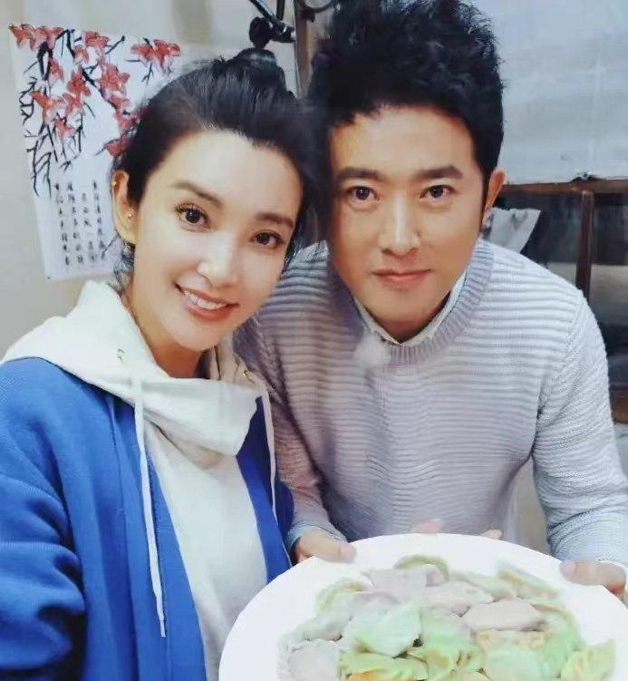 Công Tôn Sách Nhậm Tuyền điển trai ngời ngời tuổi 49-5