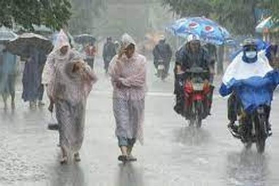 Ngày mưa bão, uống và ăn những thực phẩm sau sẽ phòng tránh cảm lạnh