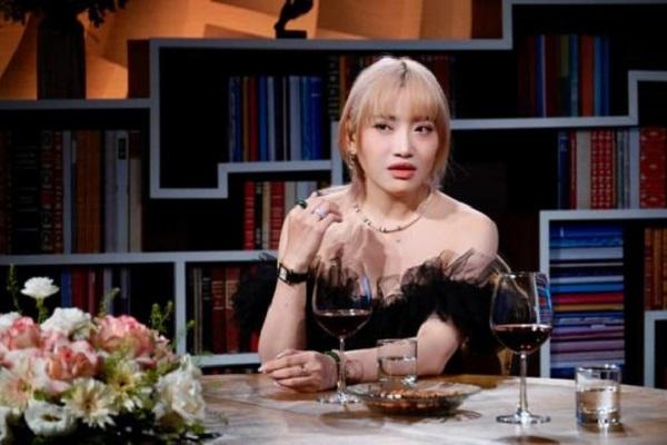 Vợ cũ Vinh Râu: Cuộc sống khó khăn, không dám ra đường hậu ly hôn-6