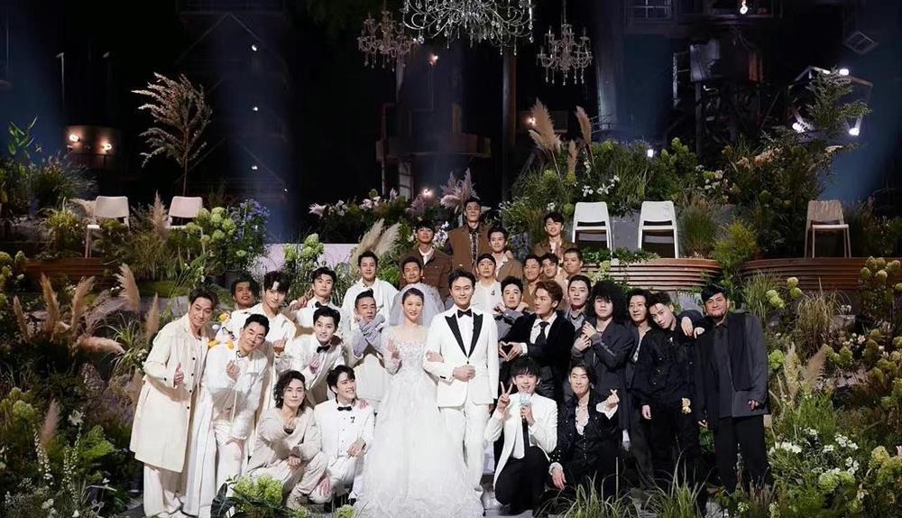 Tài tử Anh Hùng Xạ Điêu cưới Hoa hậu Hong Kong sau 21 năm-4