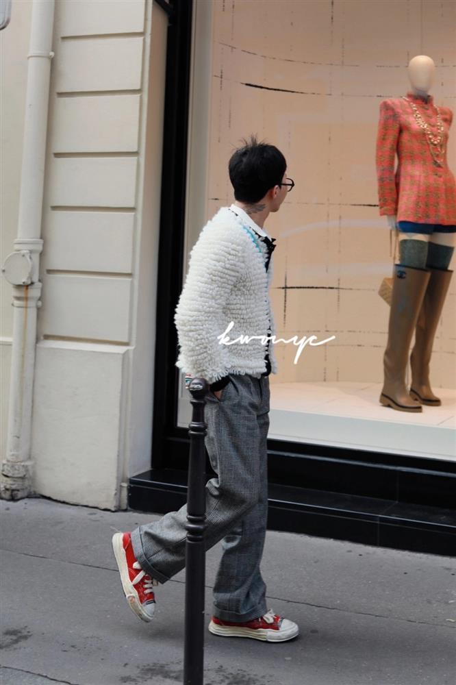 G-Dragon bảnh bao trên đường phố Paris-3