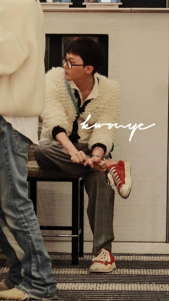 G-Dragon bảnh bao trên đường phố Paris-4