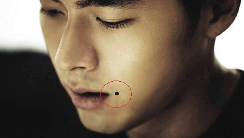 5 nốt ruồi tố đàn ông đào hoa, có vợ nhưng vẫn muốn... cơi nới-2