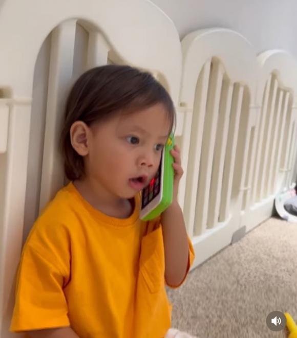 Hà Hồ khoe cảnh chill cùng các con ngày cuối tuần-2