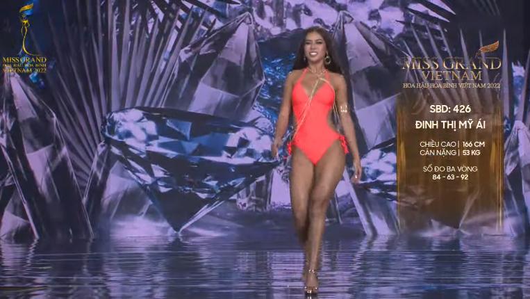 Mai Ngô diện áo tắm lộ body khá thô ở chung kết Miss Grand Vietnam-10