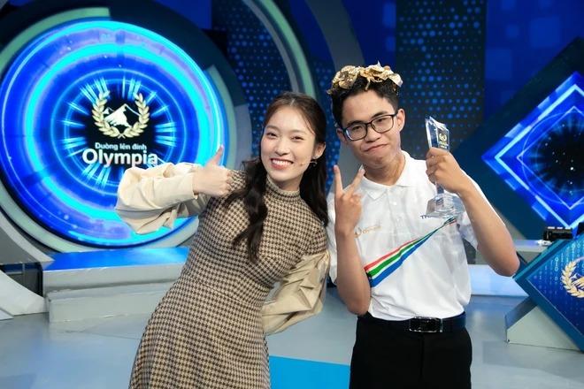 MC Khánh Vy chuẩn bị ra sao trước thềm Chung kết Olympia 2022?-5