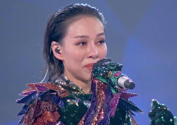 Thảo Trang nghẹn ngào kể về bố của con trai đã qua đời-3