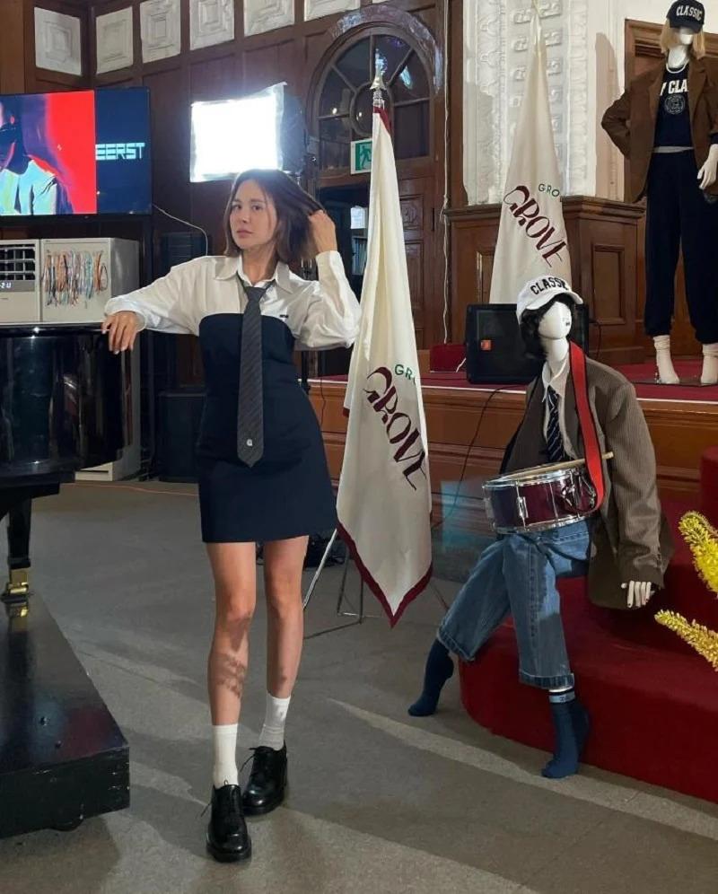 Mỹ nhân Hàn lăng xê style phi giới tính với 1 món phụ kiện-4