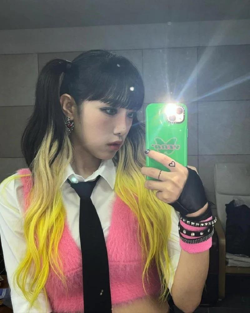 Mỹ nhân Hàn lăng xê style phi giới tính với 1 món phụ kiện-6