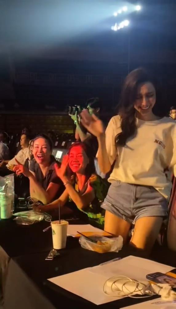 MONO diễn chung kết Miss Grand VN: Dàn hậu quậy tới bến-5