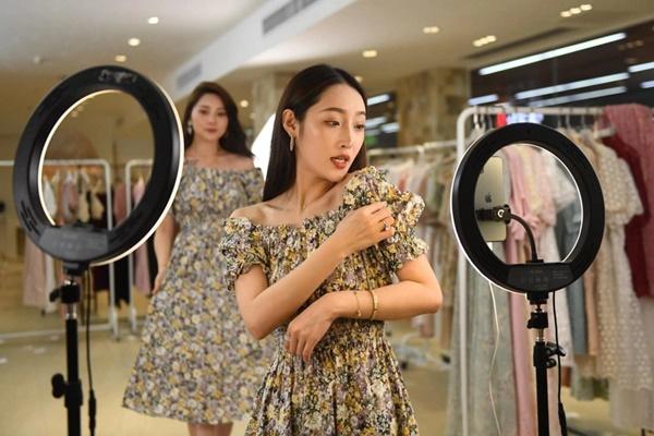 Thật giả khóa dạy bán hàng, chốt nghìn đơn trên TikTok-1