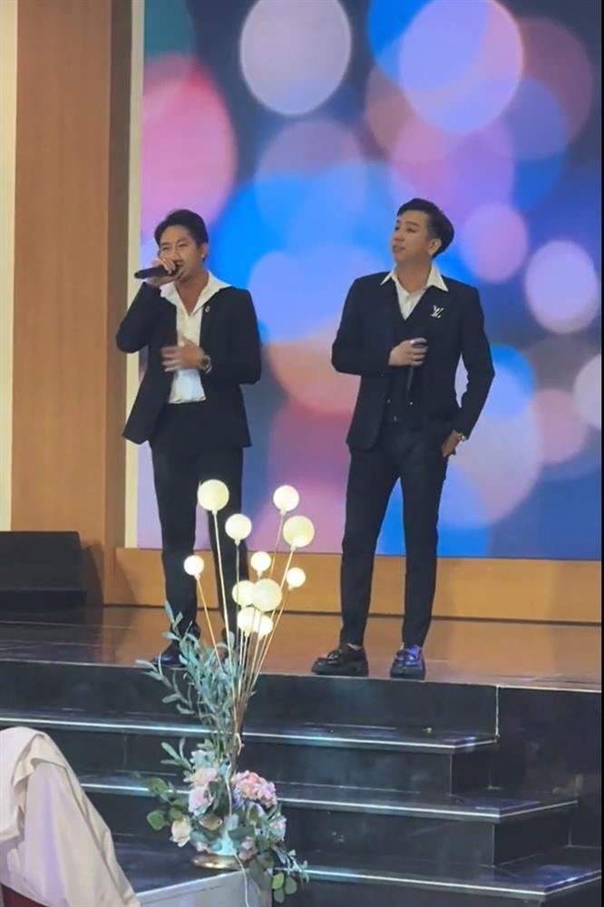 TiTi vẫn nhất quyết không đứng chung sân khấu với Hồ Gia Hùng?-3