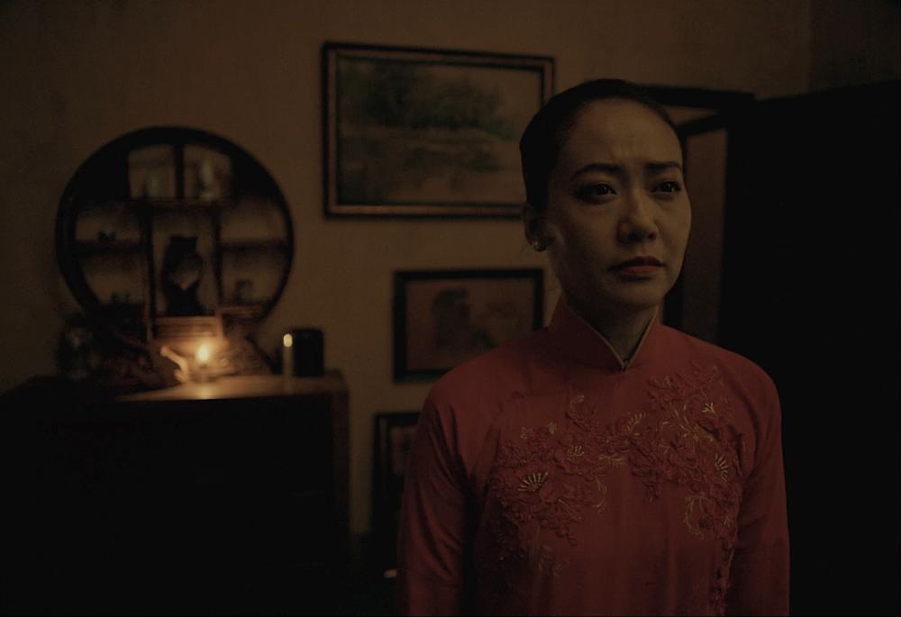 Hồng Ánh đọc nhiều tin tức về các vụ đánh ghen để nhập vai-5