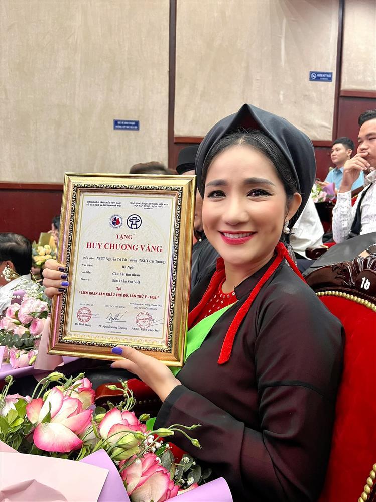 Tin showbiz Việt ngày 3/10: Thanh Hà trách yêu Phương Uyên-3