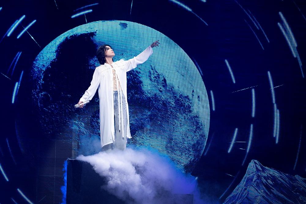 Vũ Cát Tường cầu hôn người đặc biệt trong đêm nhạc mừng tuổi mới-1