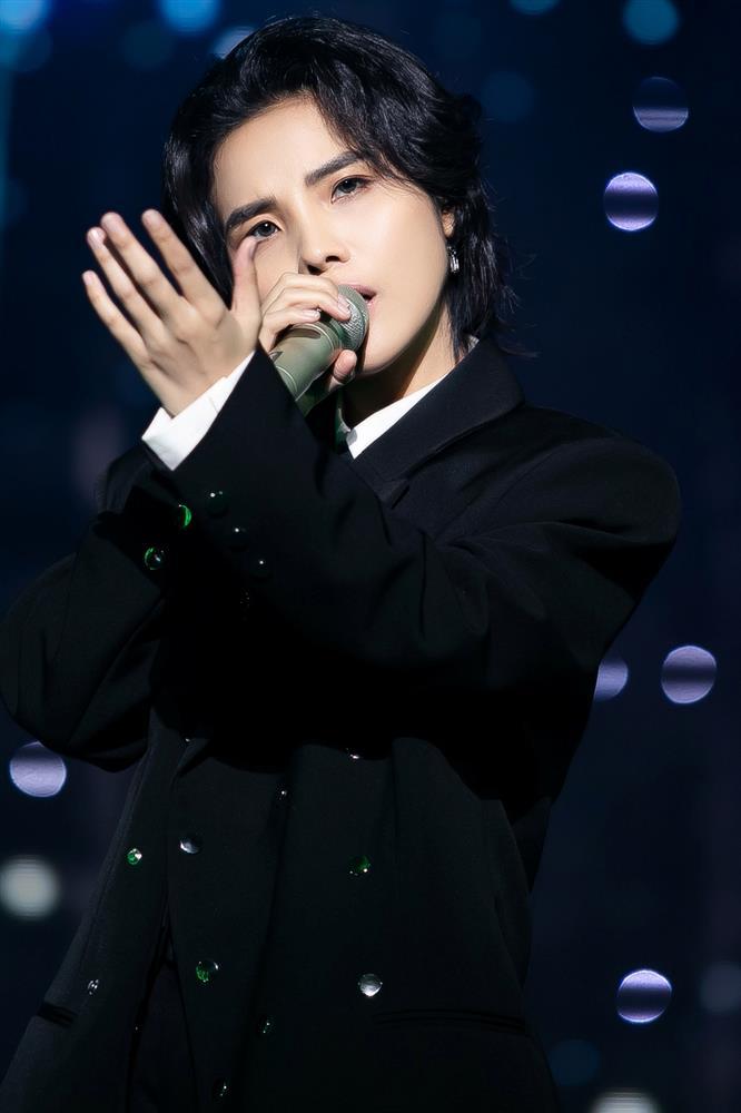 Vũ Cát Tường cầu hôn người đặc biệt trong đêm nhạc mừng tuổi mới-3