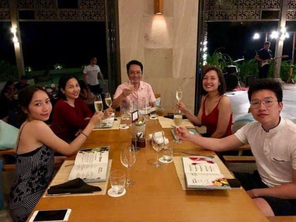 Mỹ Linh mừng sinh nhật ông xã bằng bài đăng tình quá tình-4