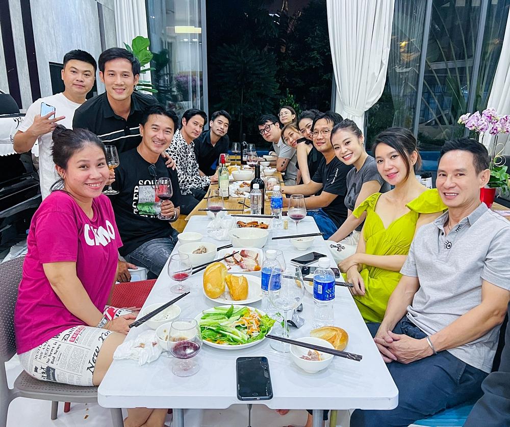 Lý Hải: Tôi sống bình dân nên tài sản vô giá nhất vẫn là các con-7