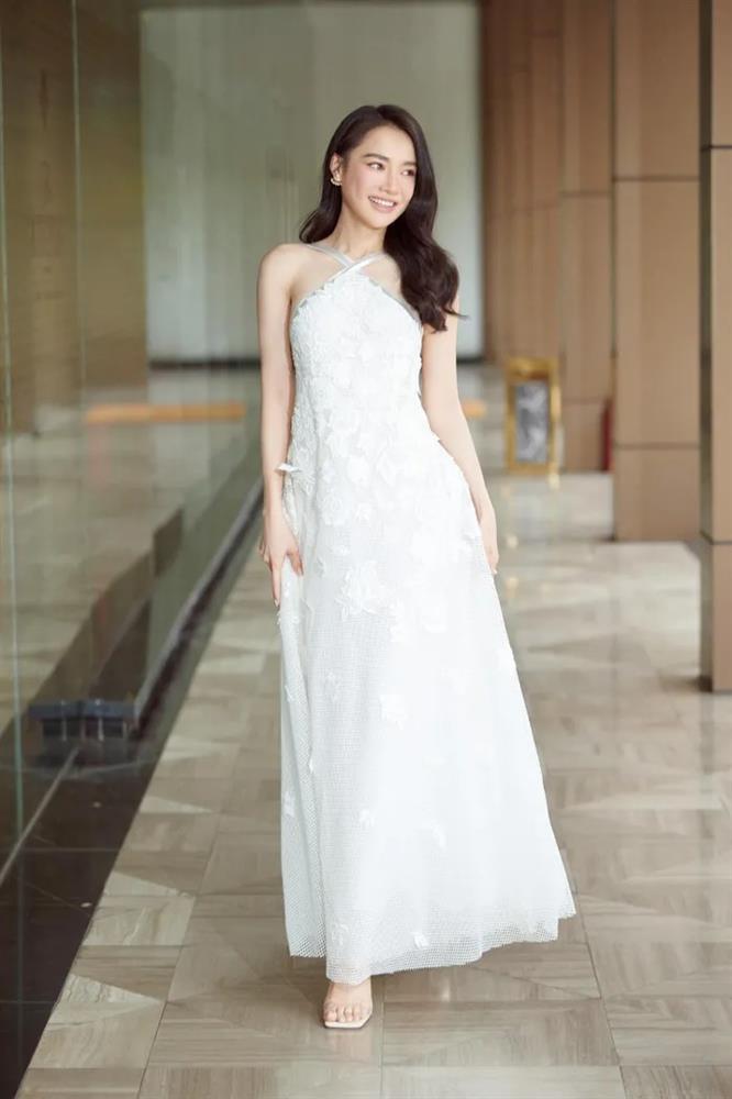 Hà Hồ điểm 10 sang chảnh - Thùy Tiên hóa nữ thần-9