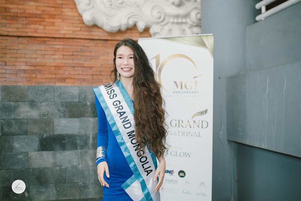 Thí sinh Miss Grand 2022 nô nức lên đường, Thiên Ân dẫn đầu vote-17