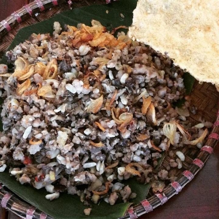 Xôi trứng kiến không dành cho người yếu tim, nổ lép bép thú vị khi ăn-4