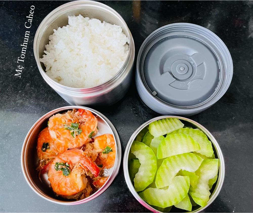 Loạt cơm hộp 60K cực ngon của vợ đảm nấu cho chồng mang đi làm-10