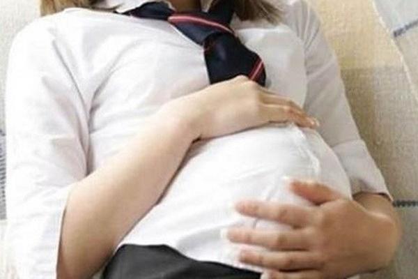 Bé gái 11 tuổi ở Phú Thọ bất ngờ mang thai được 7 tháng-1