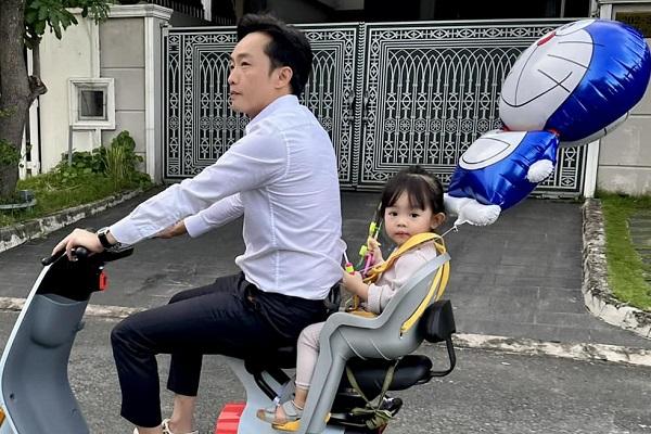 Mẹ vợ Cường Đô La đăng ảnh Suchin, xưng hô gây cười-12