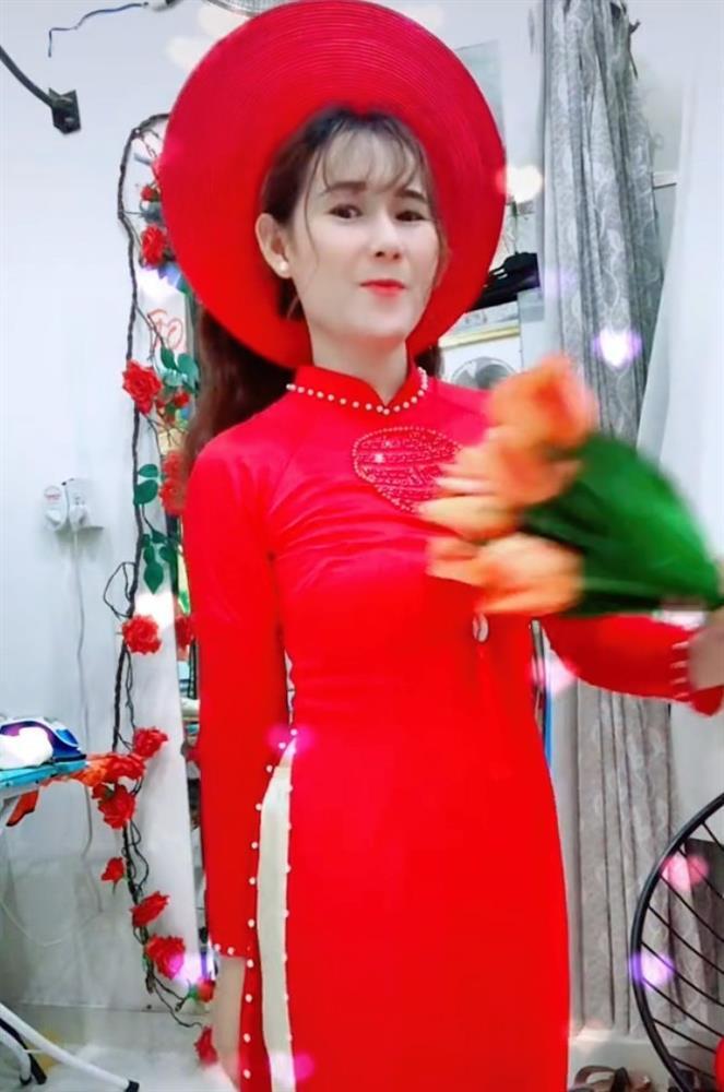 Mẹ lấy chồng mới, bé trai hát mừng, bày tỏ tình yêu thương-5