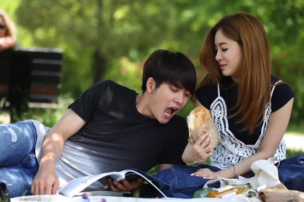 Mỹ nhân Hàn đóng phản diện ở Tuổi Thanh Xuân: Xinh đẹp nhưng sự nghiệp mờ nhạt-2