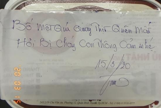 Những lời nhắn tay đơn giản nhưng ngập yêu thương của bố mẹ