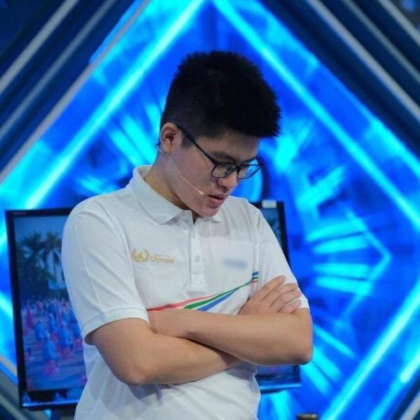 Điểm chung của Quán quân Olympia 3 năm liên tiếp: Không học chuyên-3